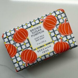 Pumpkin Brown Sugar 🐐🍅 Beekman 1802 9ounce size Goat Milk Soap
